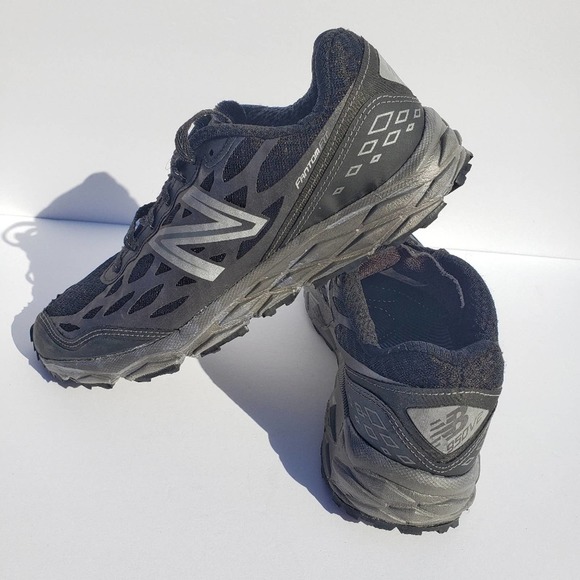 NEW BALANCE Sneakers Black Grey Sz 10 Womens - Picture 5 of 12